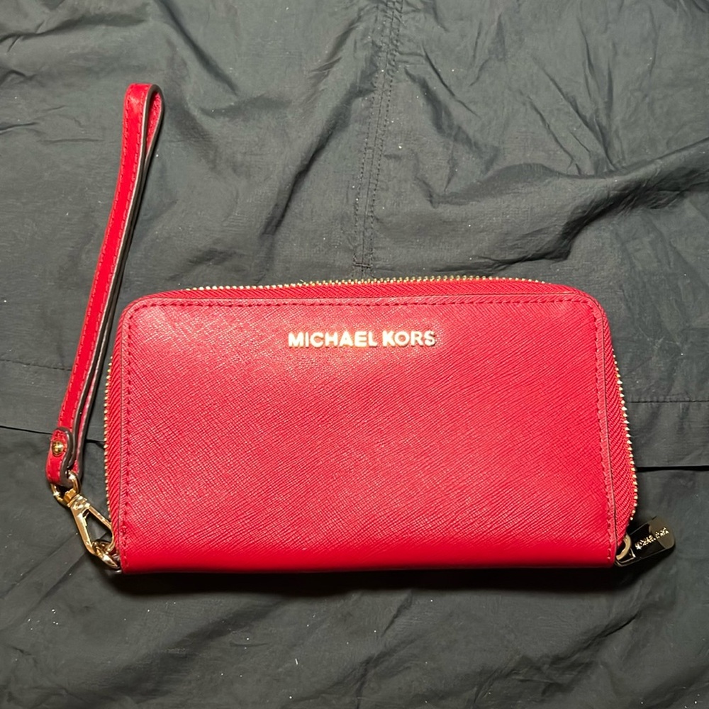 Michael Kors Wristlet Wallet